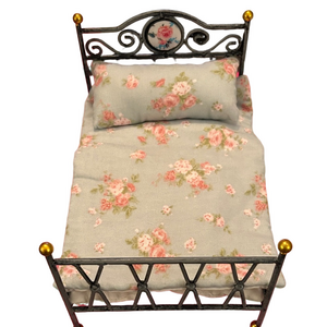 Metal iron look bed for dolls vintage look with floral Bedding Set. NNT